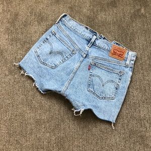 Brand New Levi 501 shorts